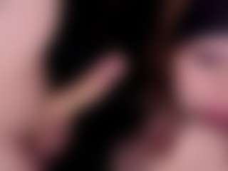 Live-Cam-Show mit Ambielicious - Fuck Machine auf Camsoda