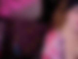 Live cam show with Ambielicious - Deepthroat on CamSodaAdn
