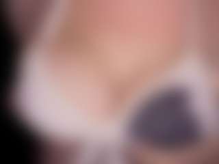 Live cam show with Ambielicious - Facial Piercings on Camiplay Live