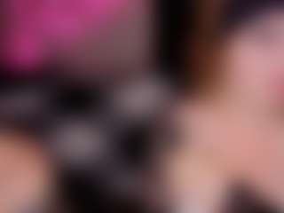 Ambielicious MILF webcam performer live streaming