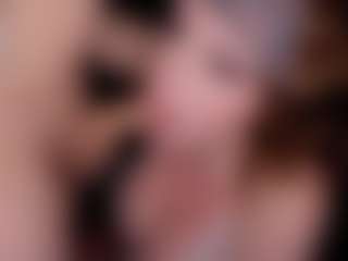 Live cam show with Ambielicious - Drinking on live18s.com