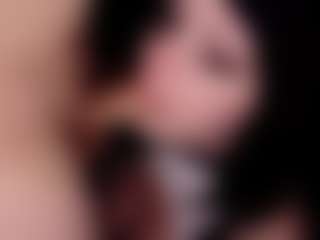 Live cam show with Ambielicious - Drinking on StripNow