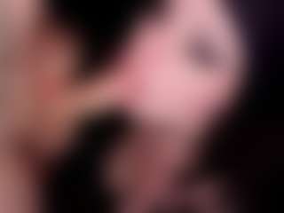Live cam show with Ambielicious - Double Penetration on CamClone