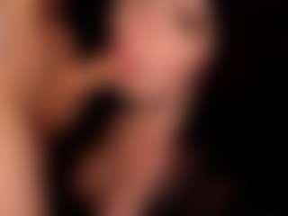 Live cam show with Ambielicious - Young Adult on live.xbliss.ai