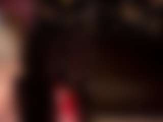 Ambielicious MILF webcam performer live streaming