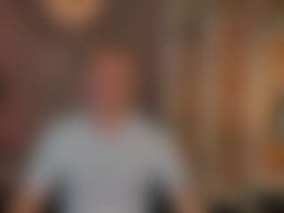 astren-villo's Live Sex Cam Show