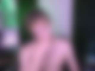 astren-villo's Live Sex Cam Show