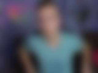astren-villo's Live Sex Cam Show