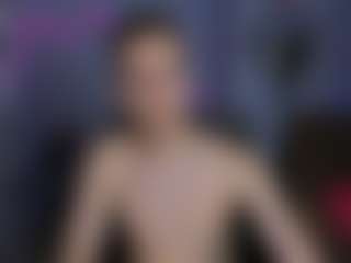 astren-villo's Live Sex Cam Show