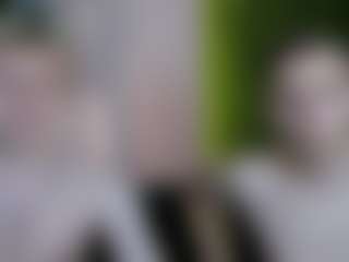 astren-villo's Live Sex Cam Show