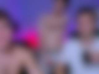 astren-villo's Live Sex Cam Show