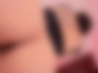 Elenna-salvatoree's Live Sex Cam Show