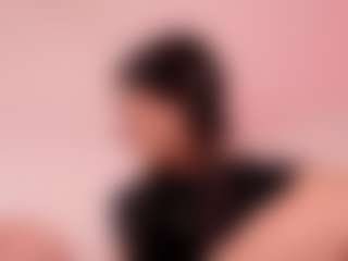 Elenna-salvatoree's Live Sex Cam Show