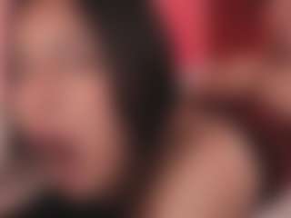 Elenna-salvatoree's Live Sex Cam Show
