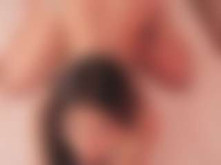 Elenna-salvatoree's Live Sex Cam Show