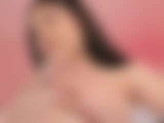 Elenna-salvatoree's Live Sex Cam Show