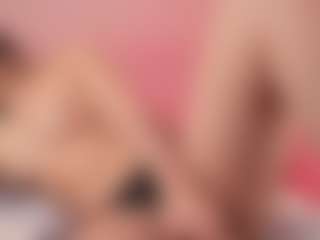 Elenna-salvatoree's Live Sex Cam Show