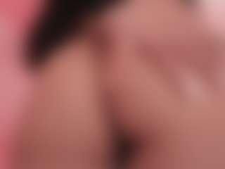 Elenna-salvatoree's Live Sex Cam Show