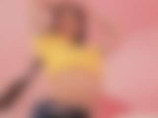 Elenna-salvatoree's Live Sex Cam Show