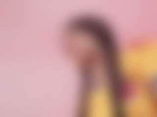 Elenna-salvatoree's Live Sex Cam Show