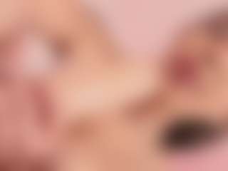 Elenna-salvatoree's Live Sex Cam Show