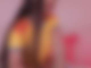 Elenna-salvatoree's Live Sex Cam Show