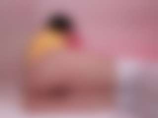 Elenna-salvatoree's Live Sex Cam Show