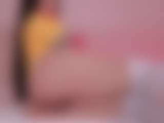 Elenna-salvatoree's Live Sex Cam Show