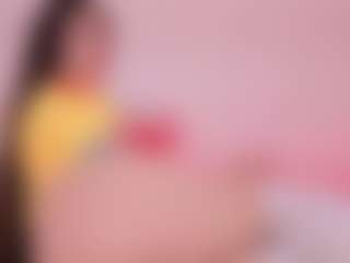 Elenna-salvatoree's Live Sex Cam Show