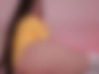 Elenna-salvatoree's Live Sex Cam Show