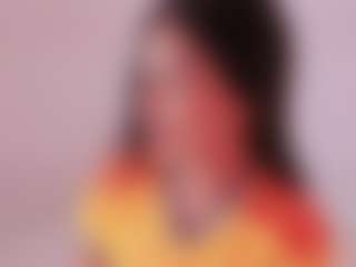 Live cam show with Elenna-salvatoree - Handjob on StripNow