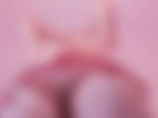 Elenna-salvatoree's Live Sex Cam Show