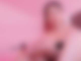 Elenna-salvatoree's Live Sex Cam Show