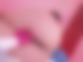 Elenna-salvatoree's Live Sex Cam Show