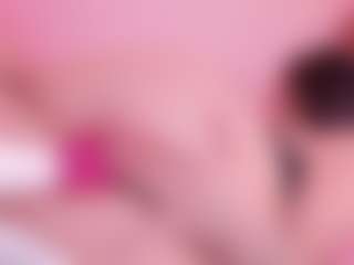 Elenna-salvatoree's Live Sex Cam Show