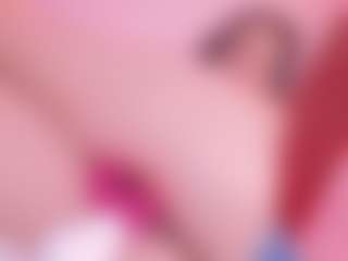 Elenna-salvatoree's Live Sex Cam Show
