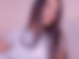 Elenna-salvatoree's Live Sex Cam Show