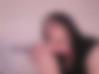 Elenna-salvatoree's Live Sex Cam Show