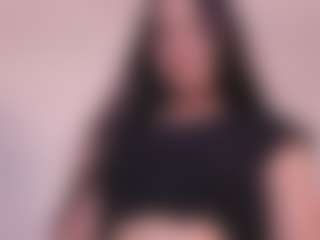 Elenna-salvatoree's Live Sex Cam Show