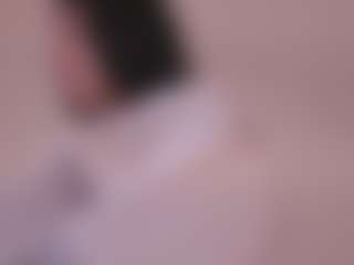 Elenna-salvatoree's Live Sex Cam Show