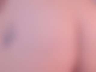 Elenna-salvatoree's Live Sex Cam Show