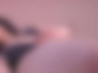 Elenna-salvatoree's Live Sex Cam Show