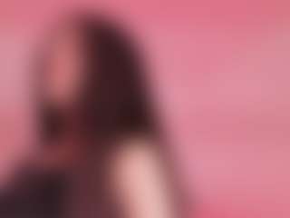 Elenna-salvatoree's Live Sex Cam Show