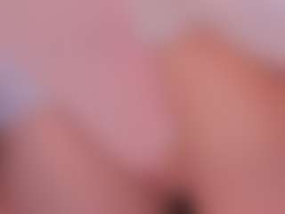 Elenna-salvatoree's Live Sex Cam Show