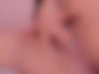 Elenna-salvatoree's Live Sex Cam Show