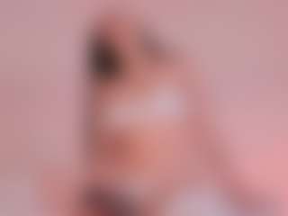 Elenna-salvatoree's Live Sex Cam Show
