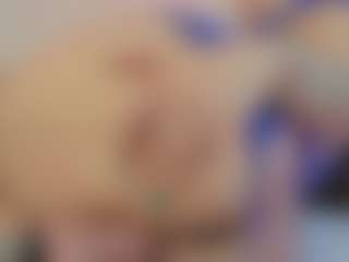 Elenna-salvatoree's Live Sex Cam Show