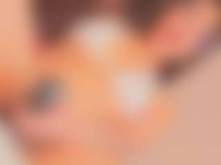 Elenna-salvatoree's Live Sex Cam Show