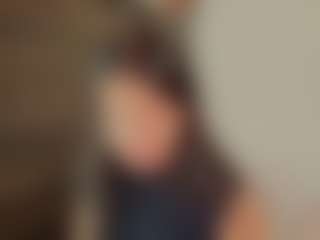 Elenna-salvatoree's Live Sex Cam Show