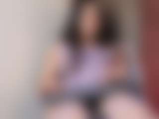 Elenna-salvatoree's Live Sex Cam Show